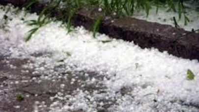 İsmayıllıya güclü dolu düşdü